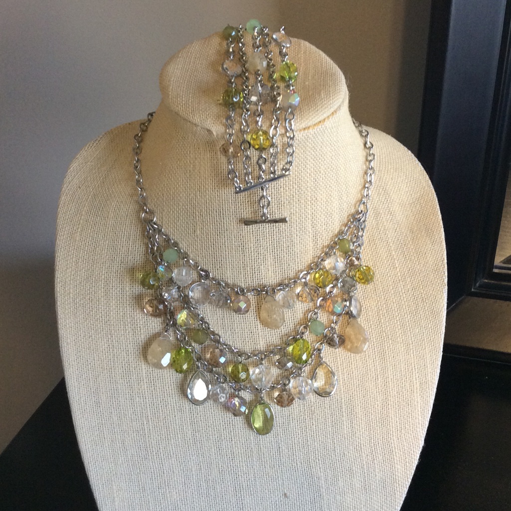 The Limited Statement Necklace Bracelet Set 12$